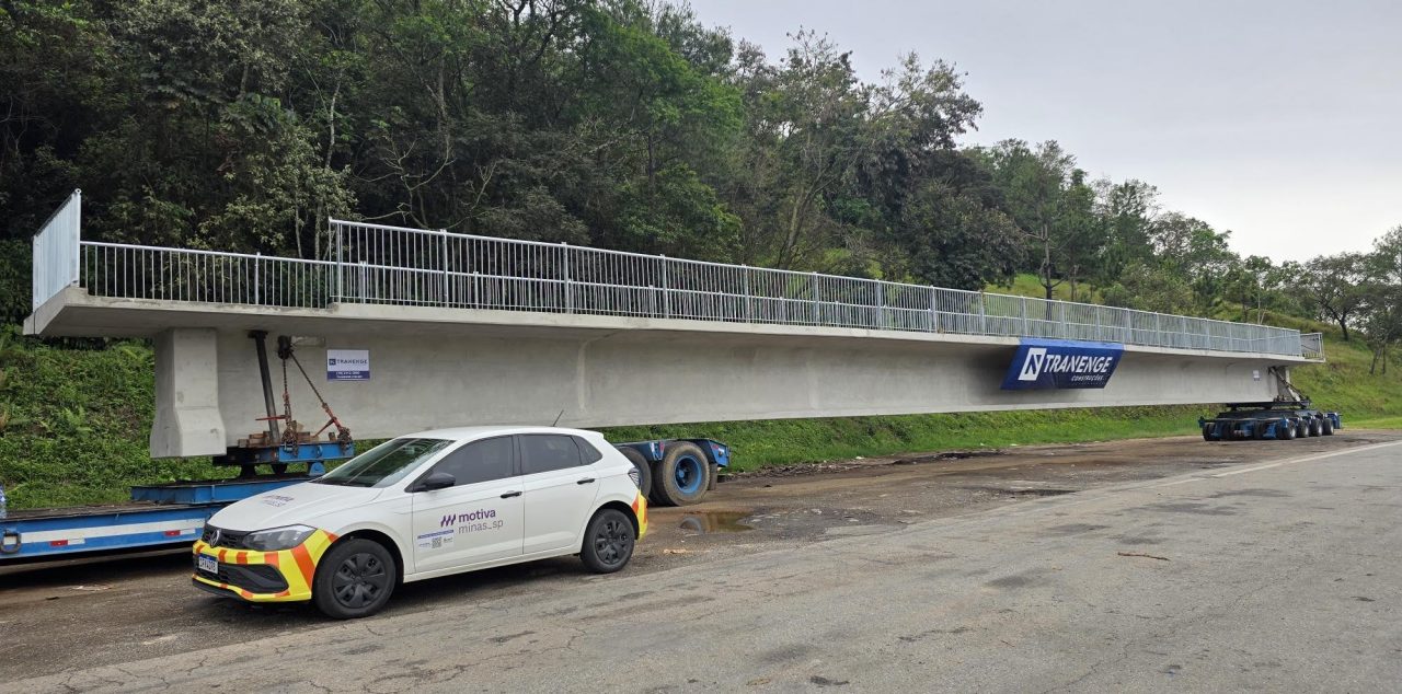 viga que será instalada para a construção da passarela no km 5,9